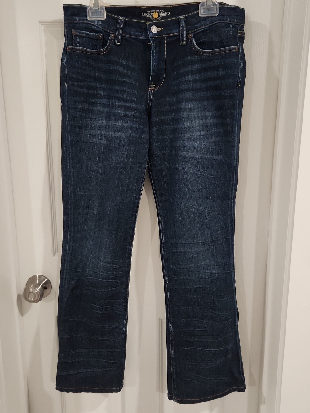Lucky Brand Sweet N Low Bootcut Jean’s size 12/31 Dark Wash Distressed